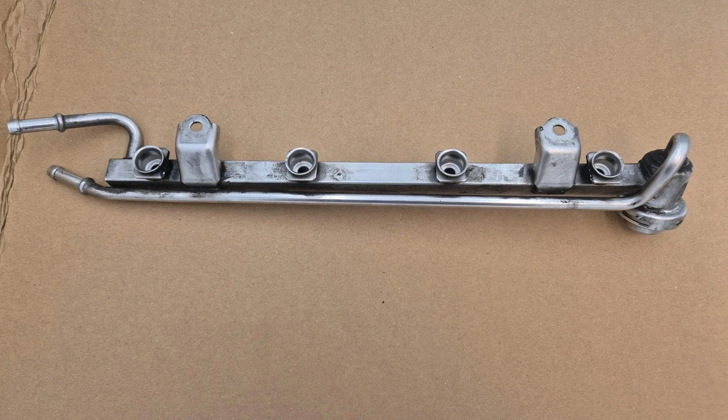 AUDI TT MK1 1.8T 225 BAM FUEL INJECTOR RAIL 06A133681E TURBO