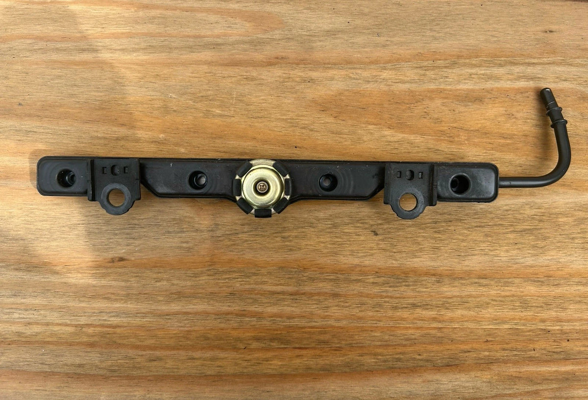 Toyota MR2 Roadster Mk3 99-07 1ZZ-FE Fuel Injection Rail Clean Condition OEM JDM